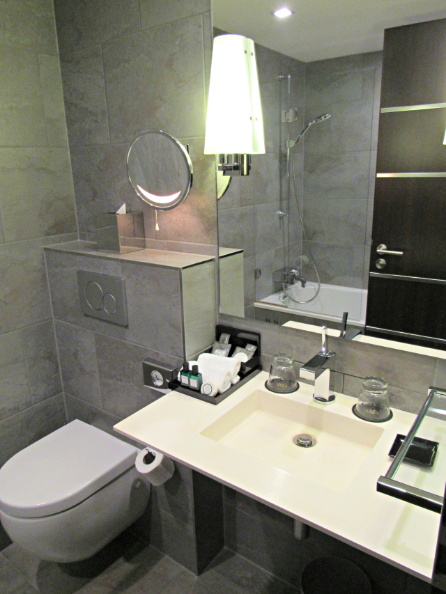 banheiro-hotel-Sofitel-Strasbourg