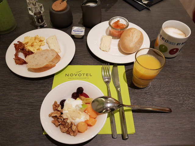 Café da Manhã Delicioso na Alemanha!