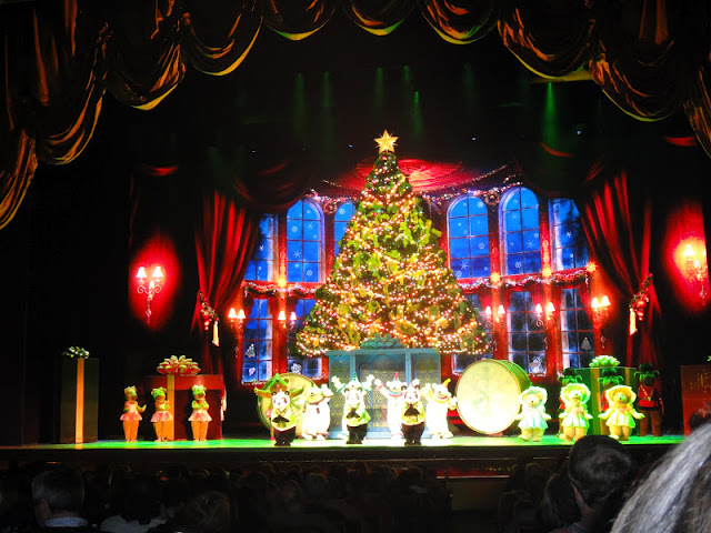 NY3JOICE096 - Radio City Christmas Spectacular – NYC