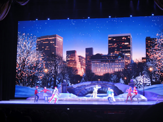 NY3JOICE111 - Radio City Christmas Spectacular – NYC