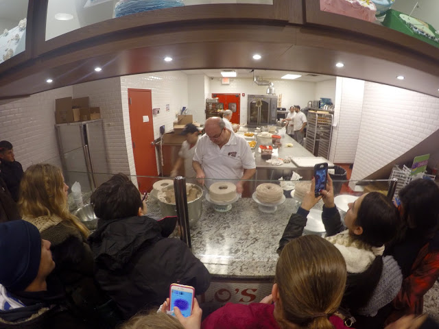 image7 - Carlo’s Bake Shop – Visitando a Loja do Cake Boss em Hoboken