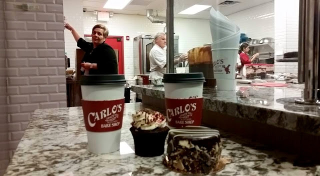 image8 - Carlo’s Bake Shop – Visitando a Loja do Cake Boss em Hoboken