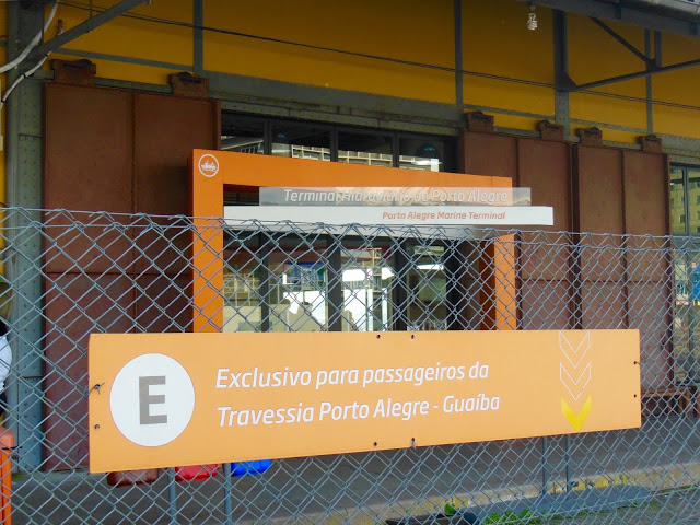 image22B252852529 - Passeio de Catamarã em Porto Alegre