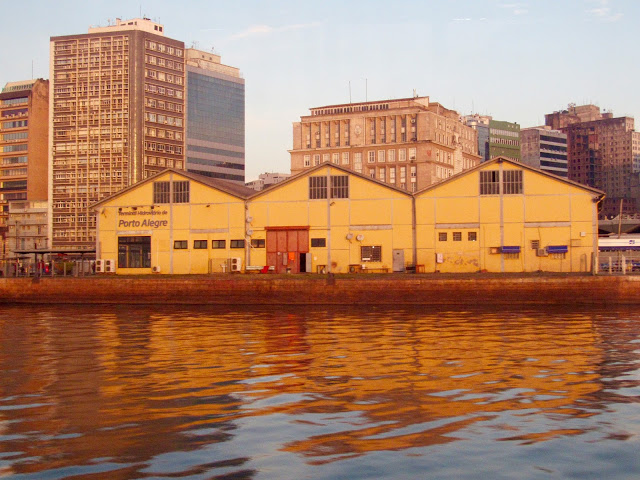 image3 - Passeio de Catamarã em Porto Alegre