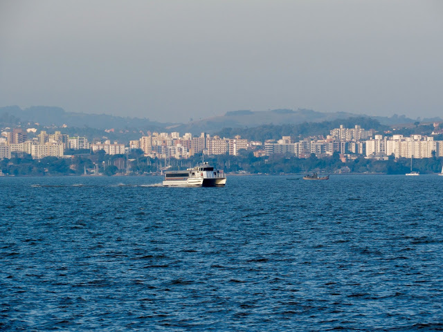 image52B252812529 - Passeio de Catamarã em Porto Alegre