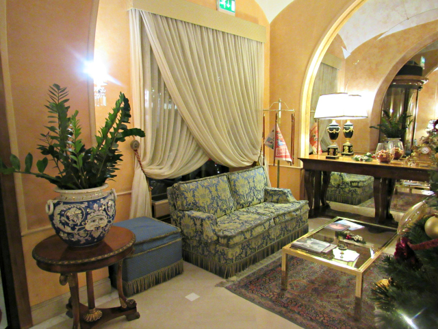 marcella royal hotel hall recepção - Hotel em Roma: Todo o charme do Marcella Royal Hotel