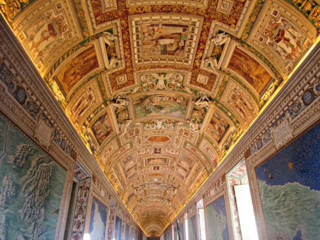teto corredores interior museu vaticano - O que visitar em Roma em 2 dias?