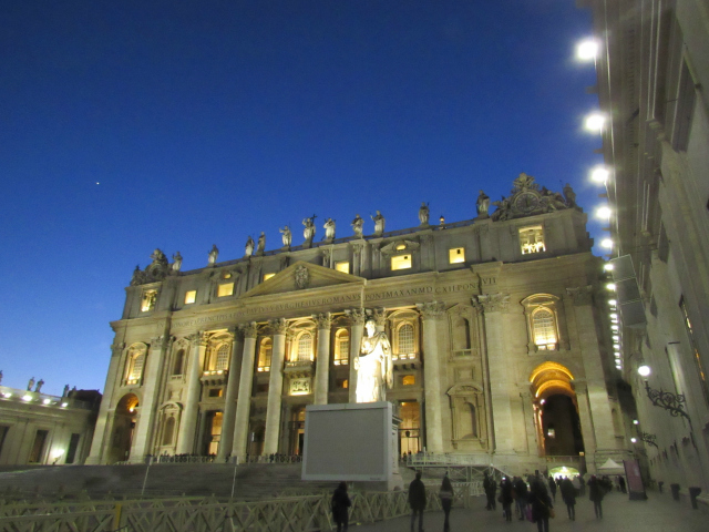 vaticano basilica sao pedro noite - O que visitar em Roma em 2 dias?