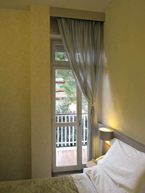 sacada varanda hotel frate sole assis italia - Dica de hospedagem em Assis: Hotel Frate Sole