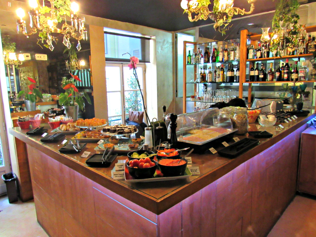 buffet cafe manha lisbon short stay lisboa portugal - Hospedagem em Lisboa: O surpreendente Lisbon Short Stay