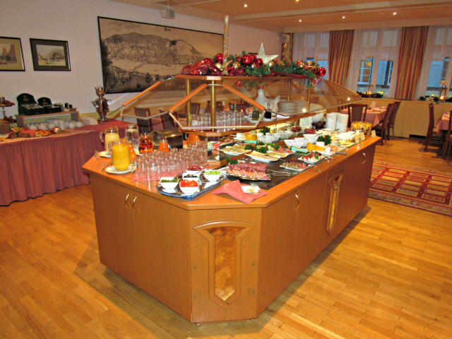 buffet cafe manha hotel hollander hof heidelberg alemanha - Hospedagem em Heidelberg: A vista imbatível do Hotel Holländer Hof