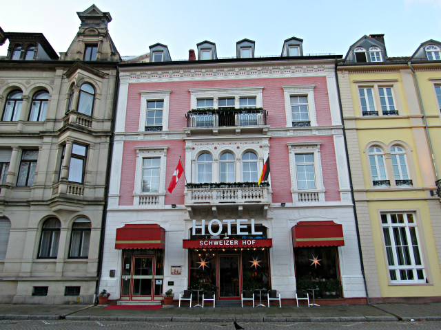 Fachada Hotel Schweizer Hof Baden Baden - Hospedagem em Baden-Baden: Hotel Schweizer Hof