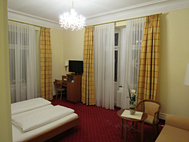 Quarto Hotel Schweizer Hof Baden Baden - Hospedagem em Baden-Baden: Hotel Schweizer Hof