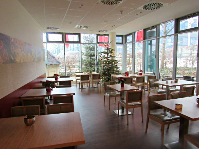 Mesas Café da Manhã Hotel Ibis Stuttgart Alemanha - Ibis Stuttgart City