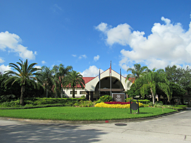 Sheraton Orlando Airport Hotel Fachada - Hotel em Orlando: Sheraton Suites Orlando Airport