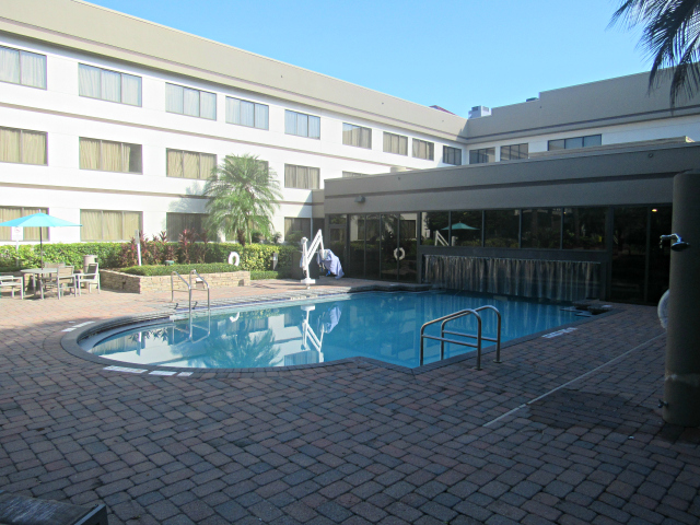 Sheraton Orlando Airport Hotel Piscina Externa - Hotel em Orlando: Sheraton Suites Orlando Airport