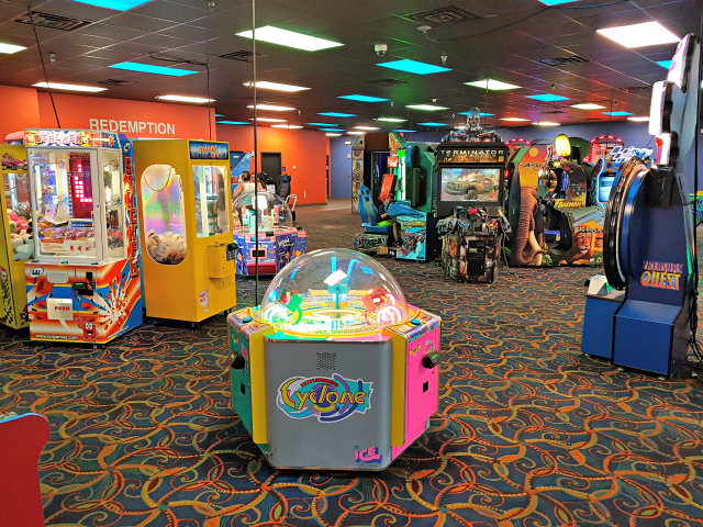 CocoKey Hotel Orlando Sala Jogos - Hospedagem em Orlando: Coco Key Hotel & Water Resort