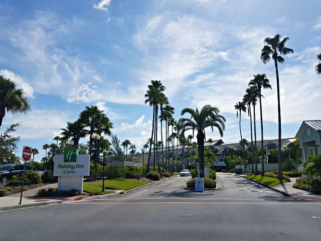 Holiday Inn Hotel Suites Clearwater Beach S Harbourside Indian Rocks Florida Fachada - Um Hotel para relaxar na Flórida: Holiday Inn & Suites Clearwater Beach S-Harbourside