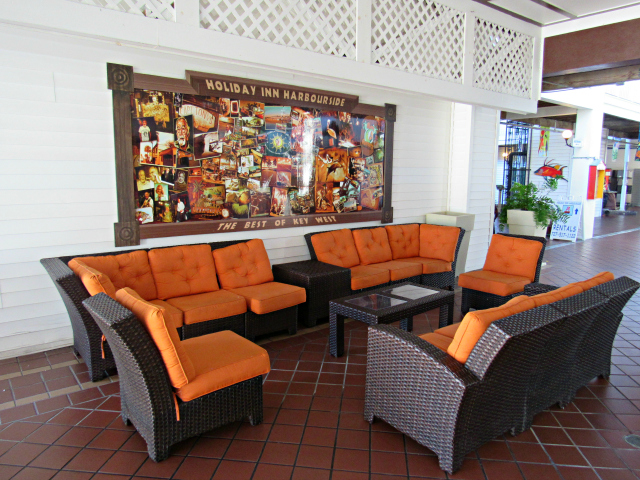 Holiday Inn Hotel Suites Clearwater Beach S Harbourside Indian Rocks Florida Hall Area Externa - Um Hotel para relaxar na Flórida: Holiday Inn & Suites Clearwater Beach S-Harbourside