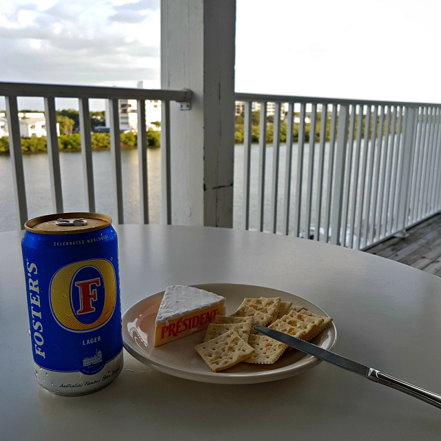 Holiday Inn Hotel Suites Clearwater Beach S Harbourside Indian Rocks Florida Happy Hour Deck - Um Hotel para relaxar na Flórida: Holiday Inn & Suites Clearwater Beach S-Harbourside