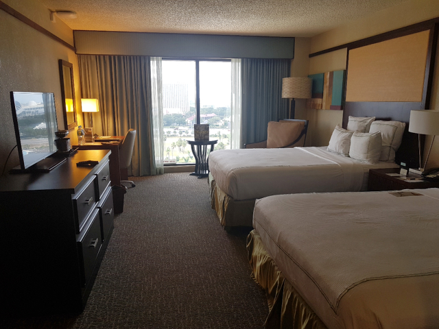 DoubleeTree by HIlton Hotel Orlando at SeaWorld Quarto - Hotel em Orlando: DoubleTree by Hilton Hotel Orlando at SeaWorld
