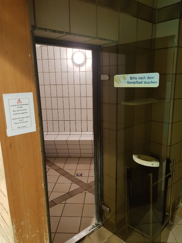 Dorint Würzburg Hotel Sauna - Dorint Hotel Würzburg - Hospedagem em Würzburg